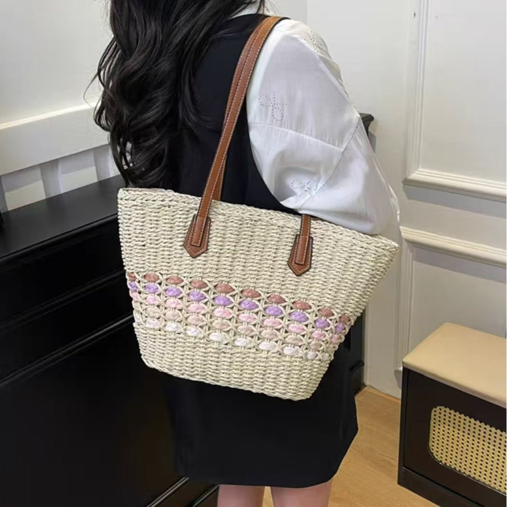 Braided handbag with elegant leather trim Stornfield