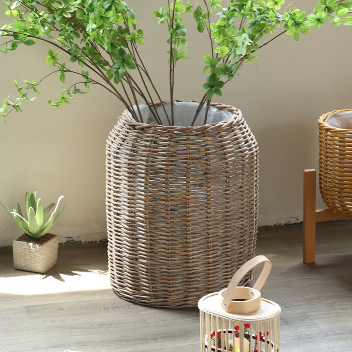 Rustic wicker basket Stornfield