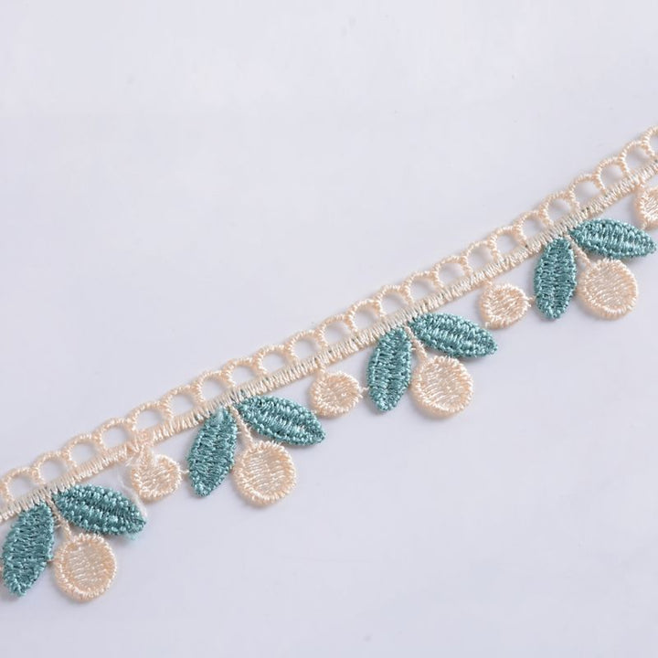 Delicate lace trim Stornfield