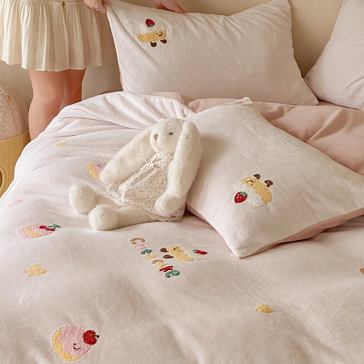Soft-Touch Embroidered Dessert Appliqué Duvet Cover Set