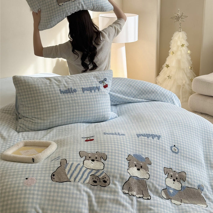 Children's Embroidered Gingham Puppy Duvet Cover Set with Pillow Shams