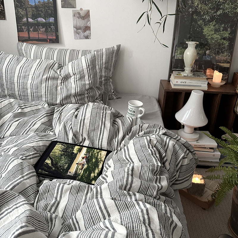 Reversible cotton-linen duvet cover set with natural texture, fine striped structure, and breathable, easy-care quality