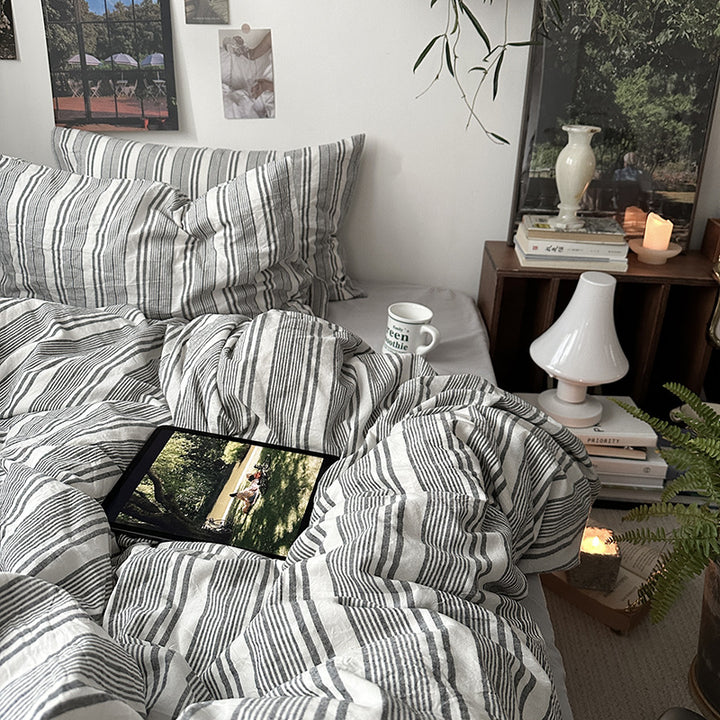 Reversible cotton-linen duvet cover set with natural texture, fine striped structure, and breathable, easy-care quality