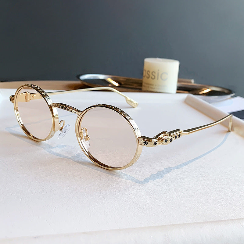 Ladies Elegant Sunglasses with Delicate Details Stornfield