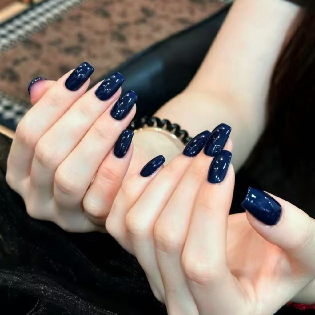 Stylish Glossy Long Press-On Nail Set Stornfield