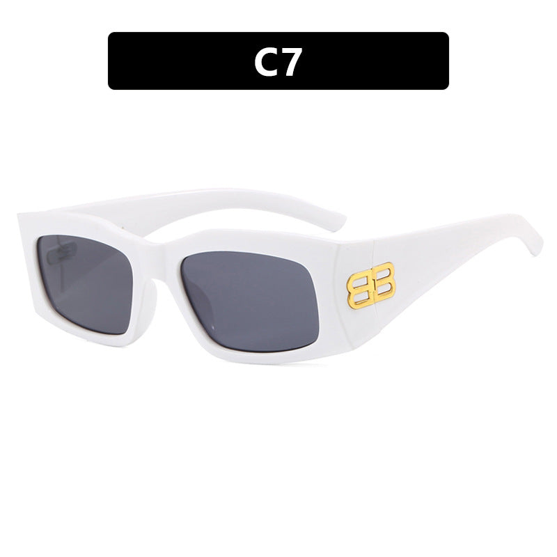 Women's fashionable sunglasses with angular frame and polarized lenses Stornfield