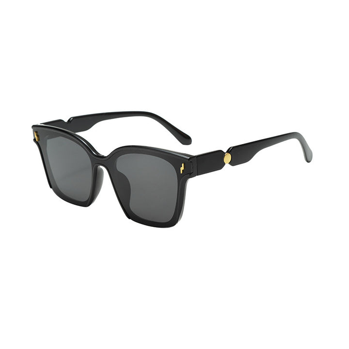 Women's Stylish Sunglasses with Stylish Frame Stornfield