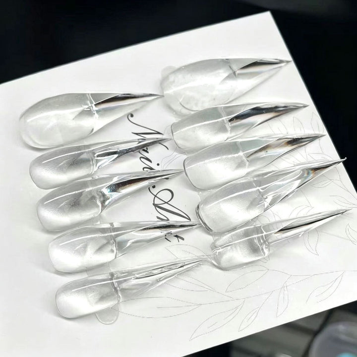 Stiletto-Shaped Clear Nail Tips