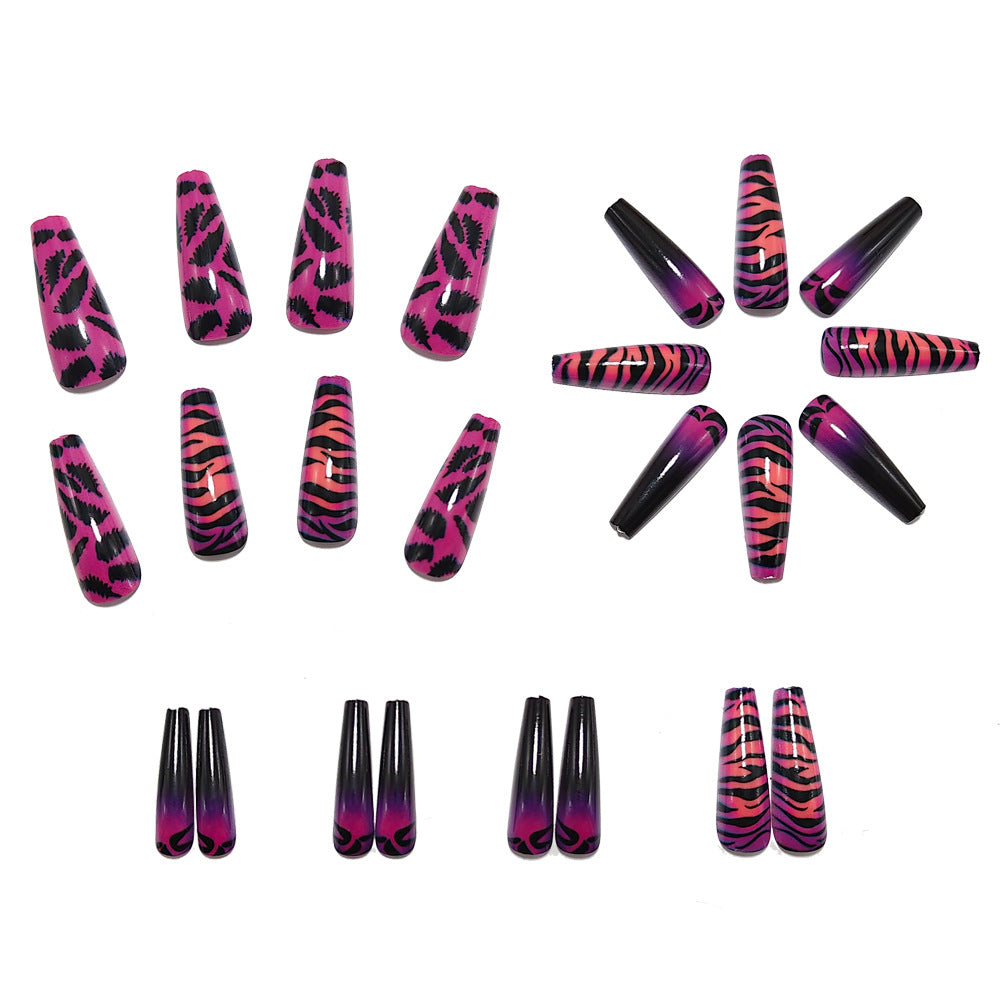 Long Artificial Nails in Trendy Tiger Pattern Stornfield