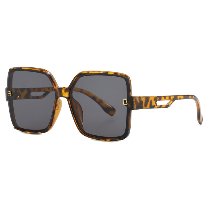 Women's fashionable oversized sunglasses with extravagant accents Stornfield