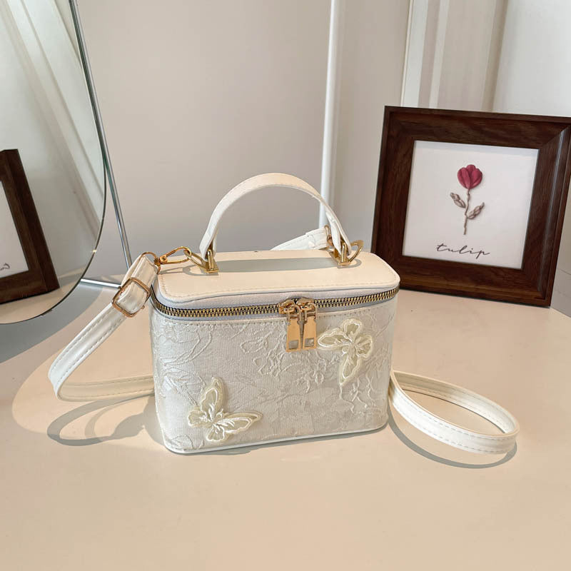 Elegant Floral Embroidered Handbag