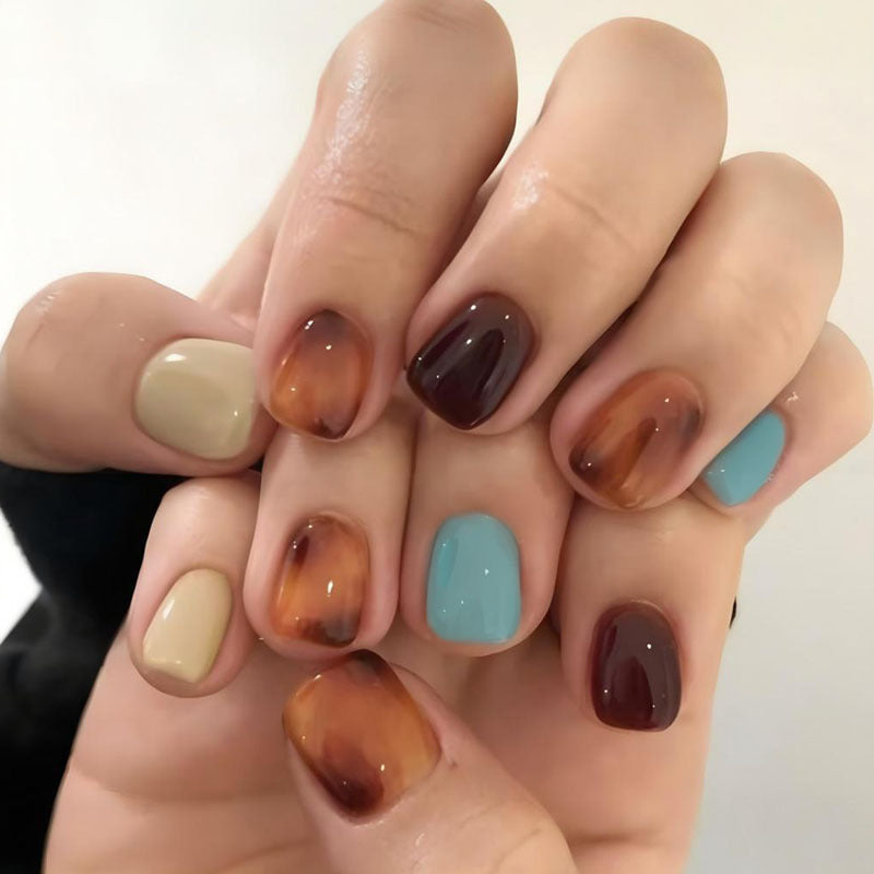 Artificial nails with elegant ombre effect Stornfield