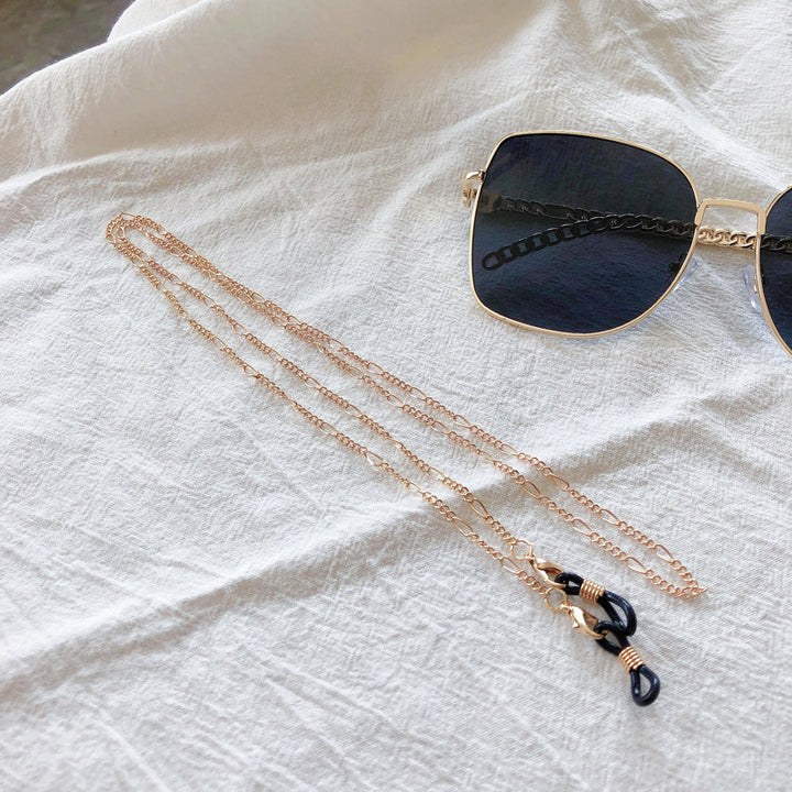 Chic Eyewear Chain with Decorative Clips Stornfield