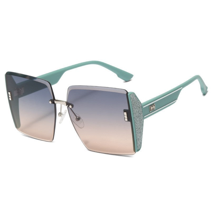 Women Oversized Sunglasses with Stylish Square Frame Stornfield