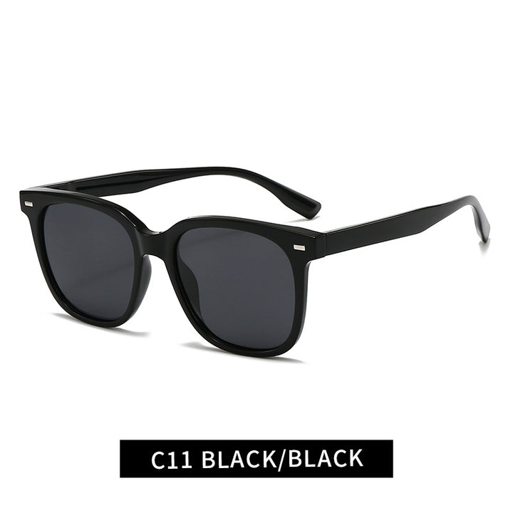 Women's fashionable sunglasses in elegant oversized design Stornfield