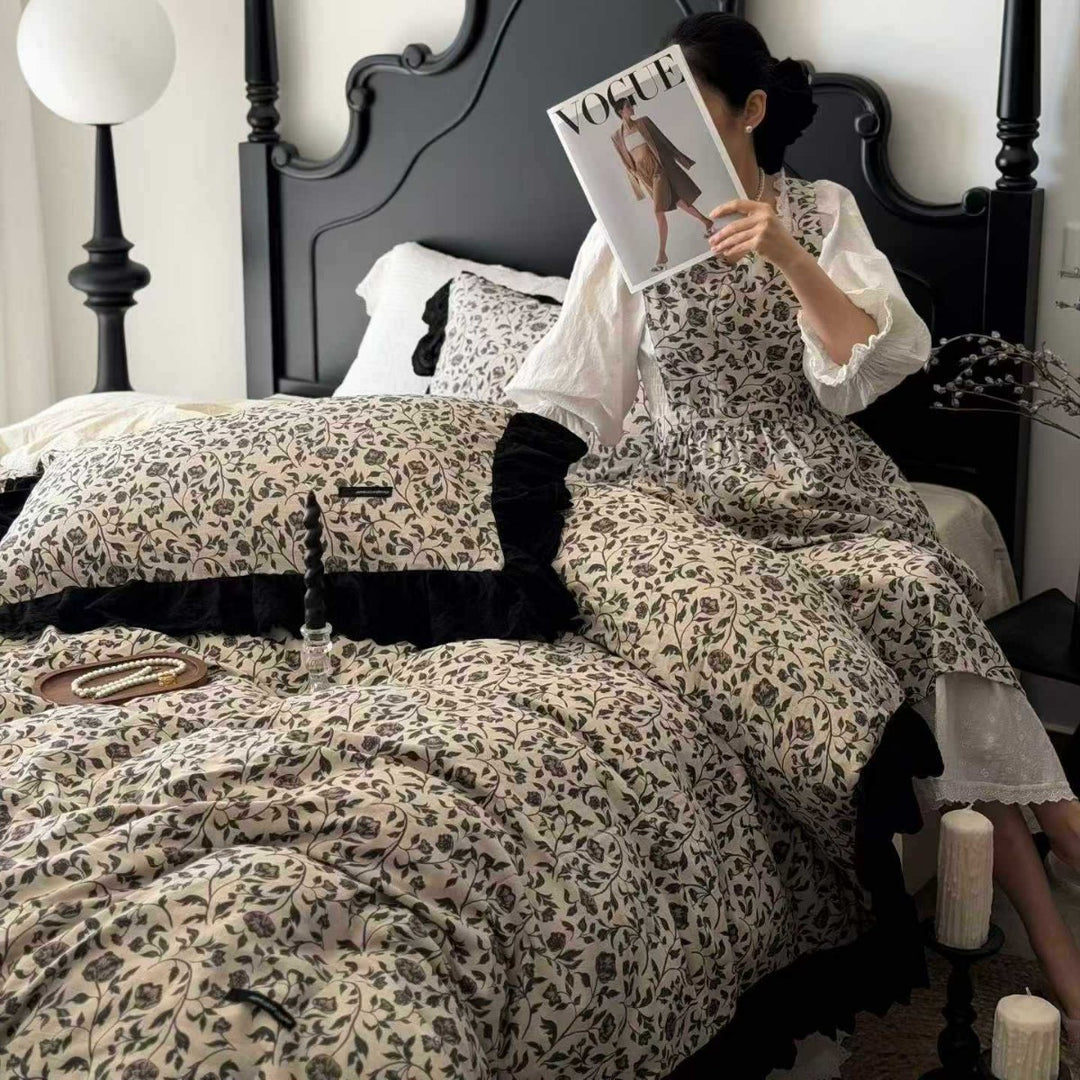 Cottage Floral Cotton Duvet Cover Set with Black Ruffle Trim