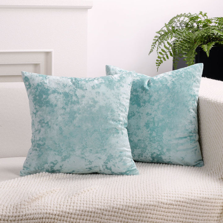 Luxurious Crushed Velvet Square Cushion Cover with Plush Faux-Fur Texture and Invisible Zip