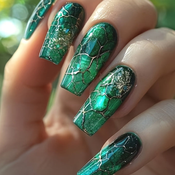 Artificial Nails in Luxurious Marble Effect Stornfield