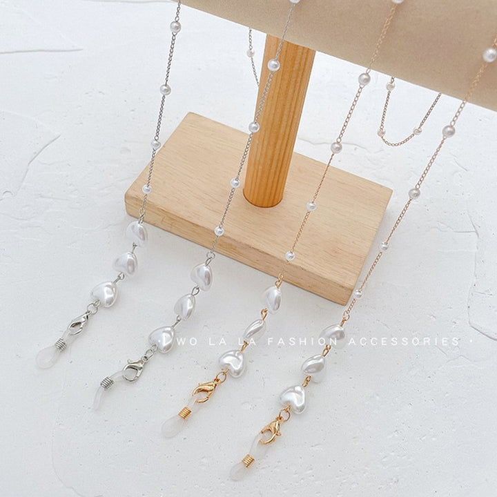 Elegant Pearl Eyewear Retainer Chain Stornfield