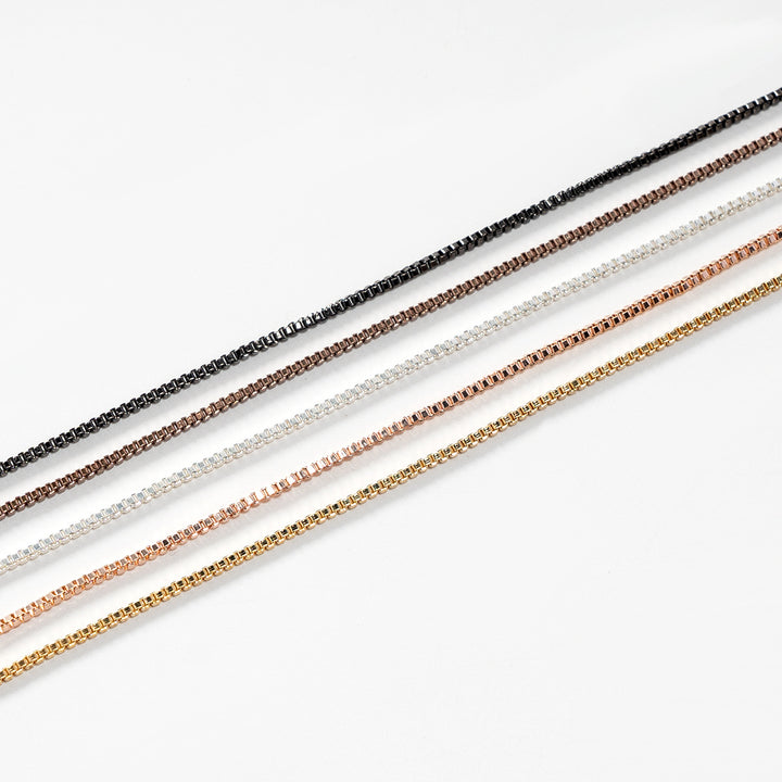 Minimalist Eyewear Chain Stornfield