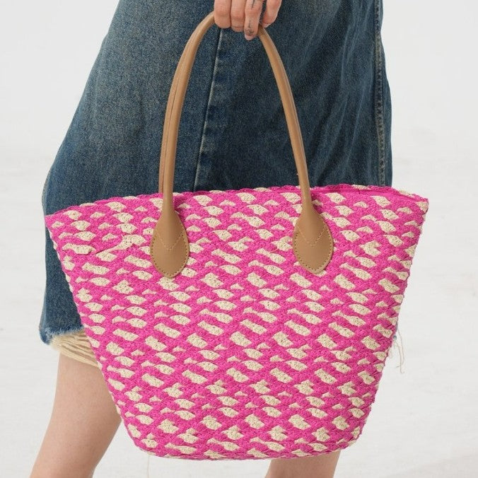 Bast tote bag with stylish zigzag pattern and leather handles Stornfield