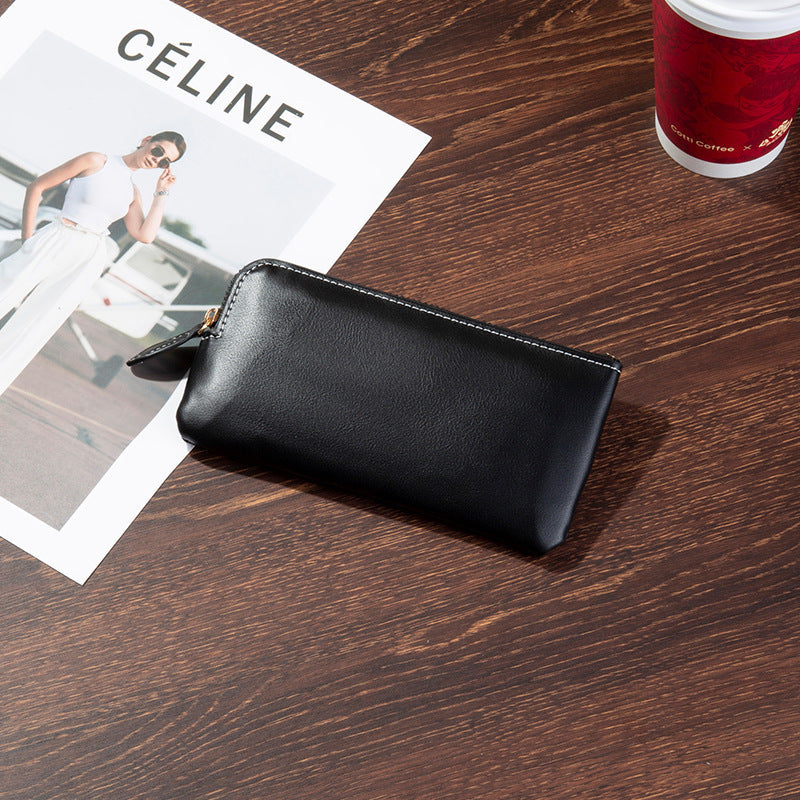 Premium Leather Zippered Travel Wallet Stornfield