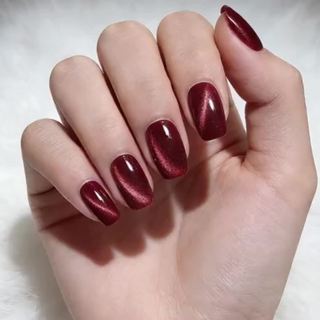 Glossy Metallic Press-On Nail Set Stornfield