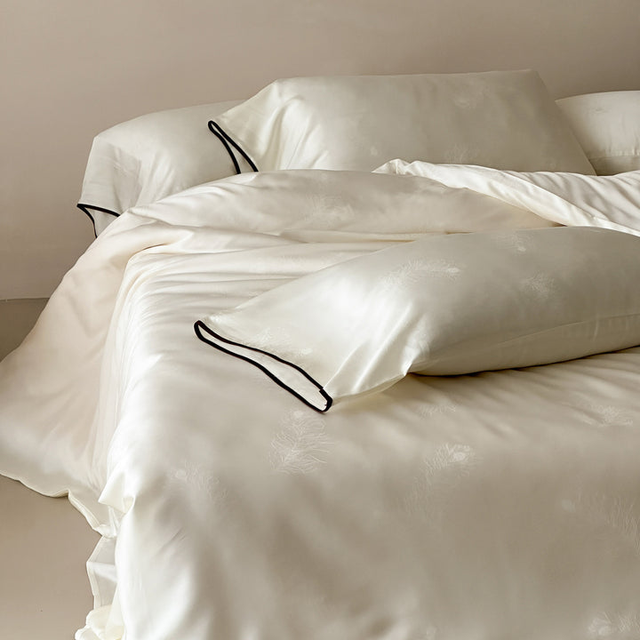 Luxurious silky bedding set with butterfly jacquard