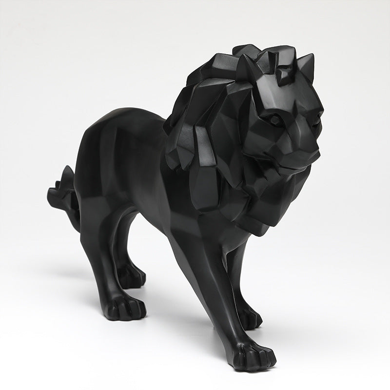 Elegant and modern lion sculpture Stornfield