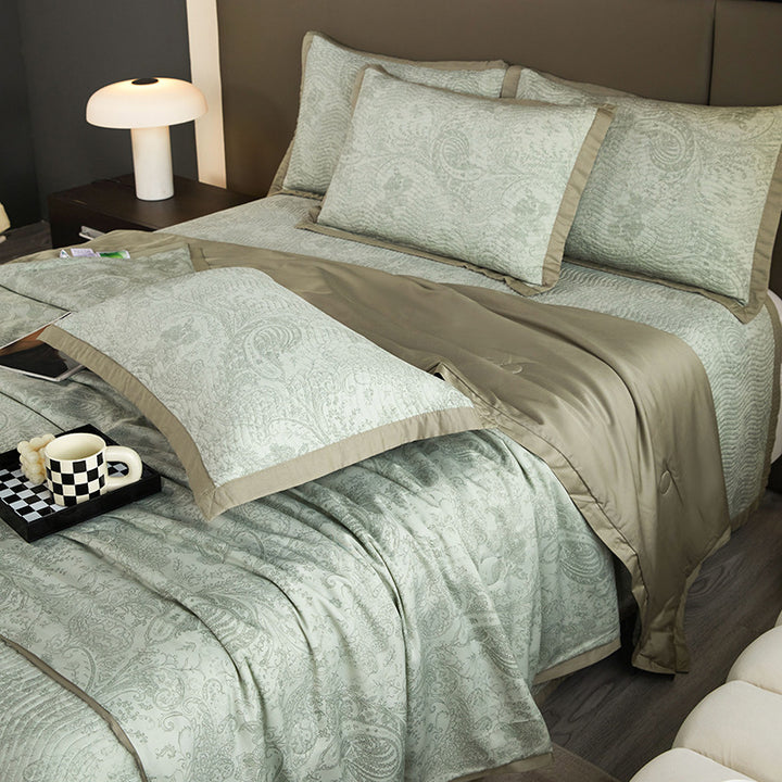 Quilted Floral Cotton Bedspread Set with Reversible Throw and Pillow Shams