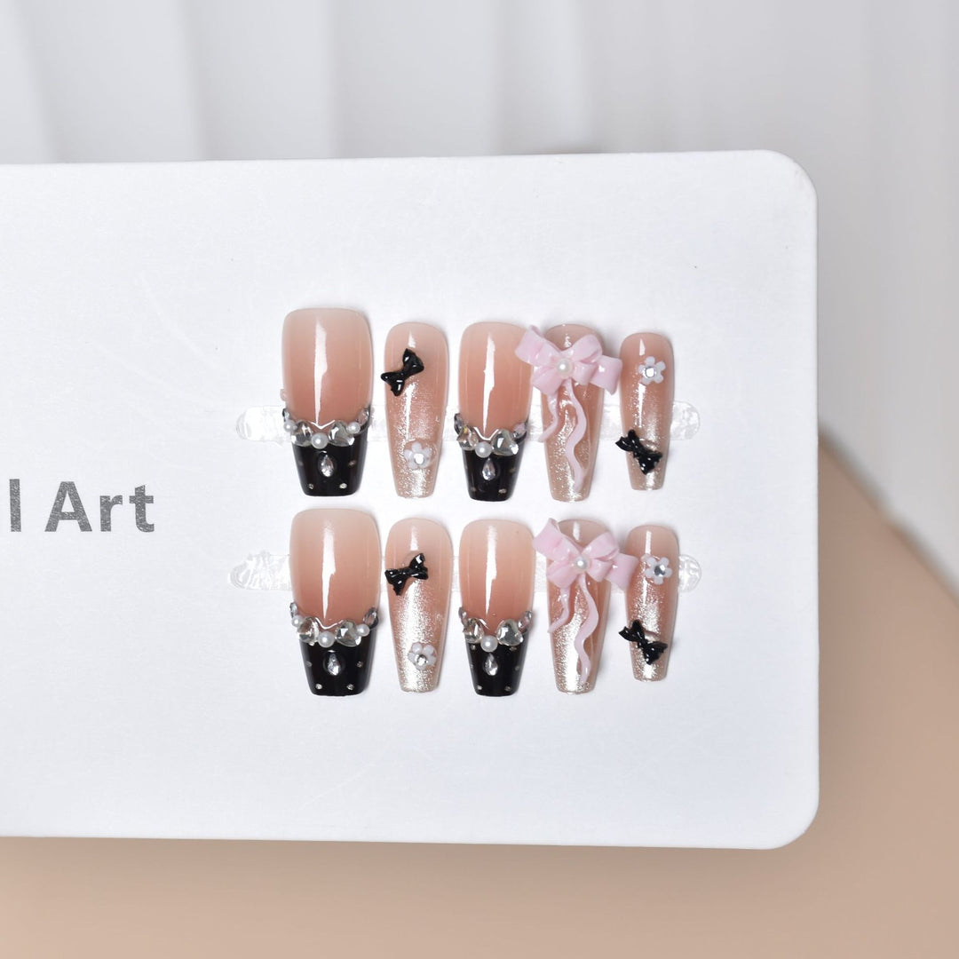 Elegant Decorative Press-On Nail Art Set Stornfield