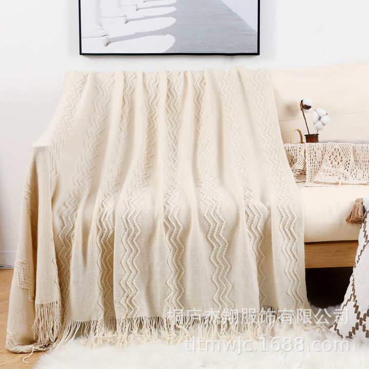 Women Comfortable Knitted Blanket with Modern Zigzag Pattern Stornfield