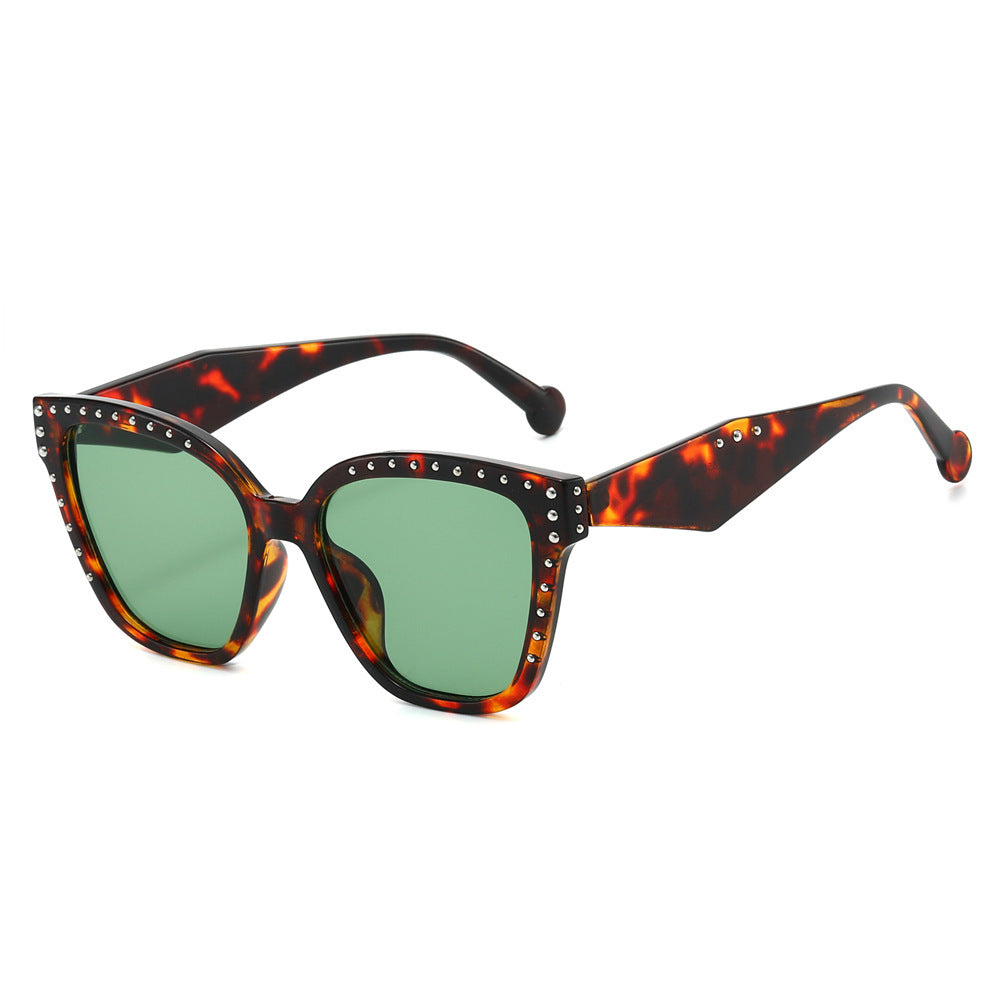 Oversized Fashion Cat-Eye Sunglasses with Rhinestone Details Stornfield