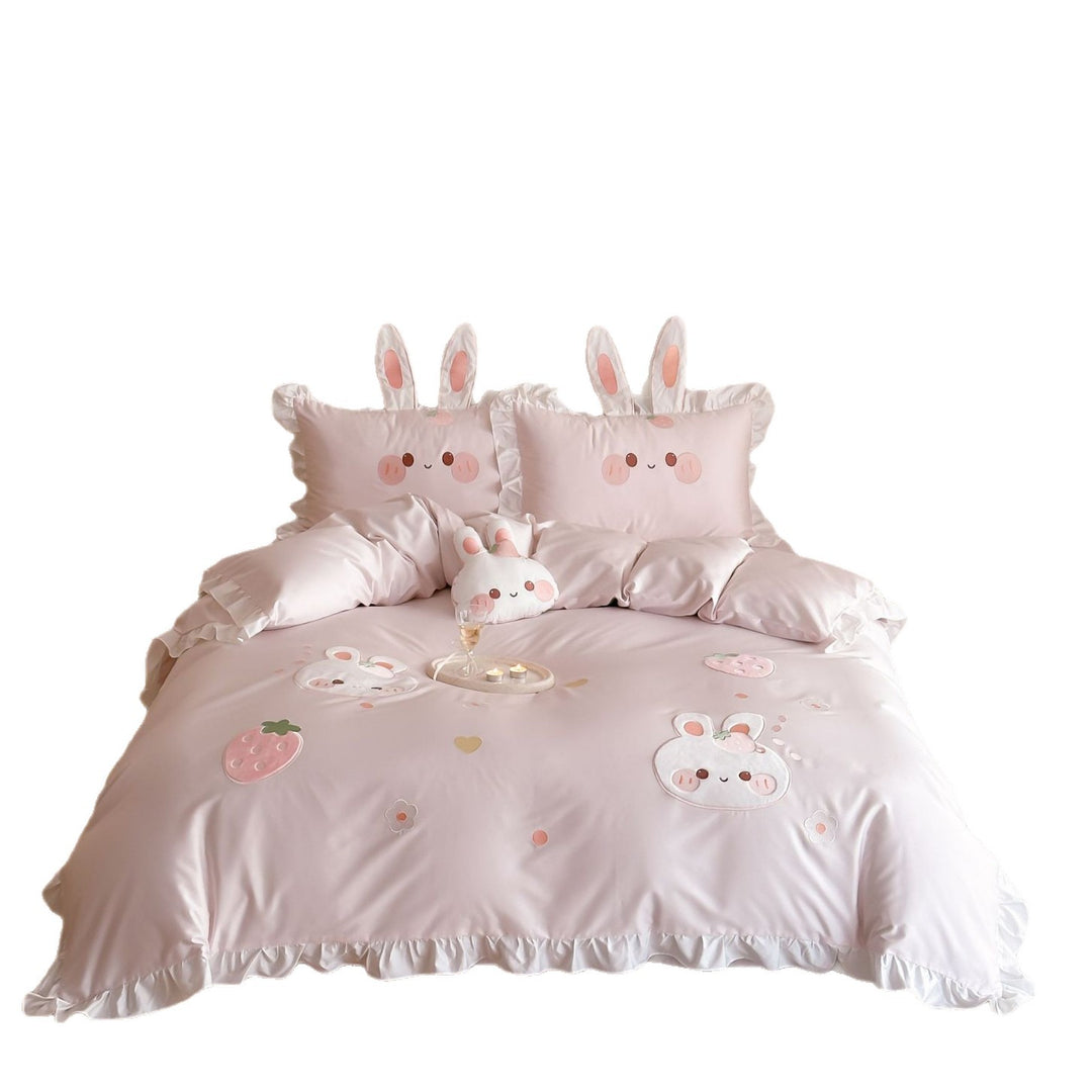 Children's bedding set with cute bunny appliqués