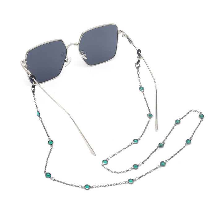 Stylish Square Sunglasses with Decorative Chain Stornfield