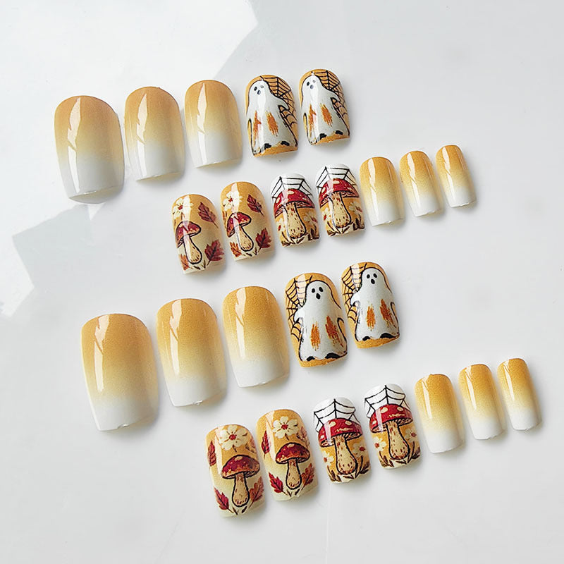 Artificial nails in Halloween design Stornfield