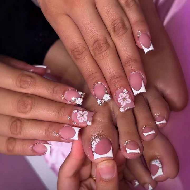 Decorative Floral Press-On Nail Extensions Stornfield