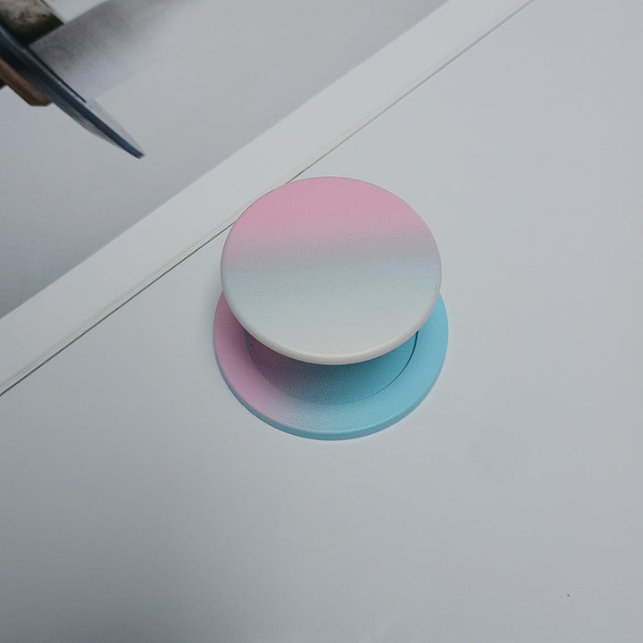 Stylish Gradient Phone Grip Stornfield