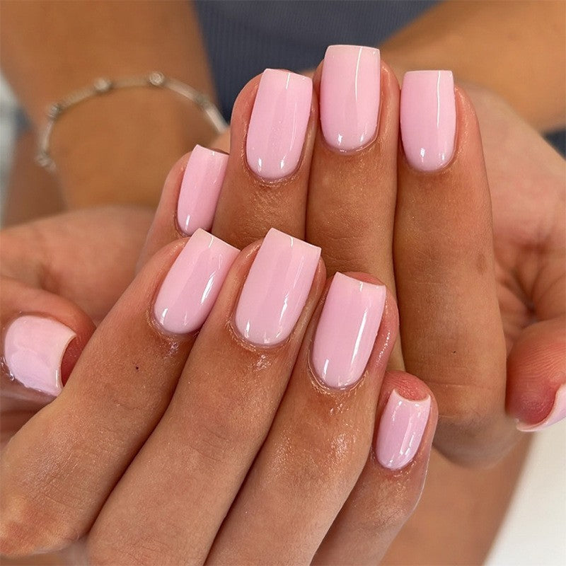 Acrylic nail set with elegant and natural finish Stornfield