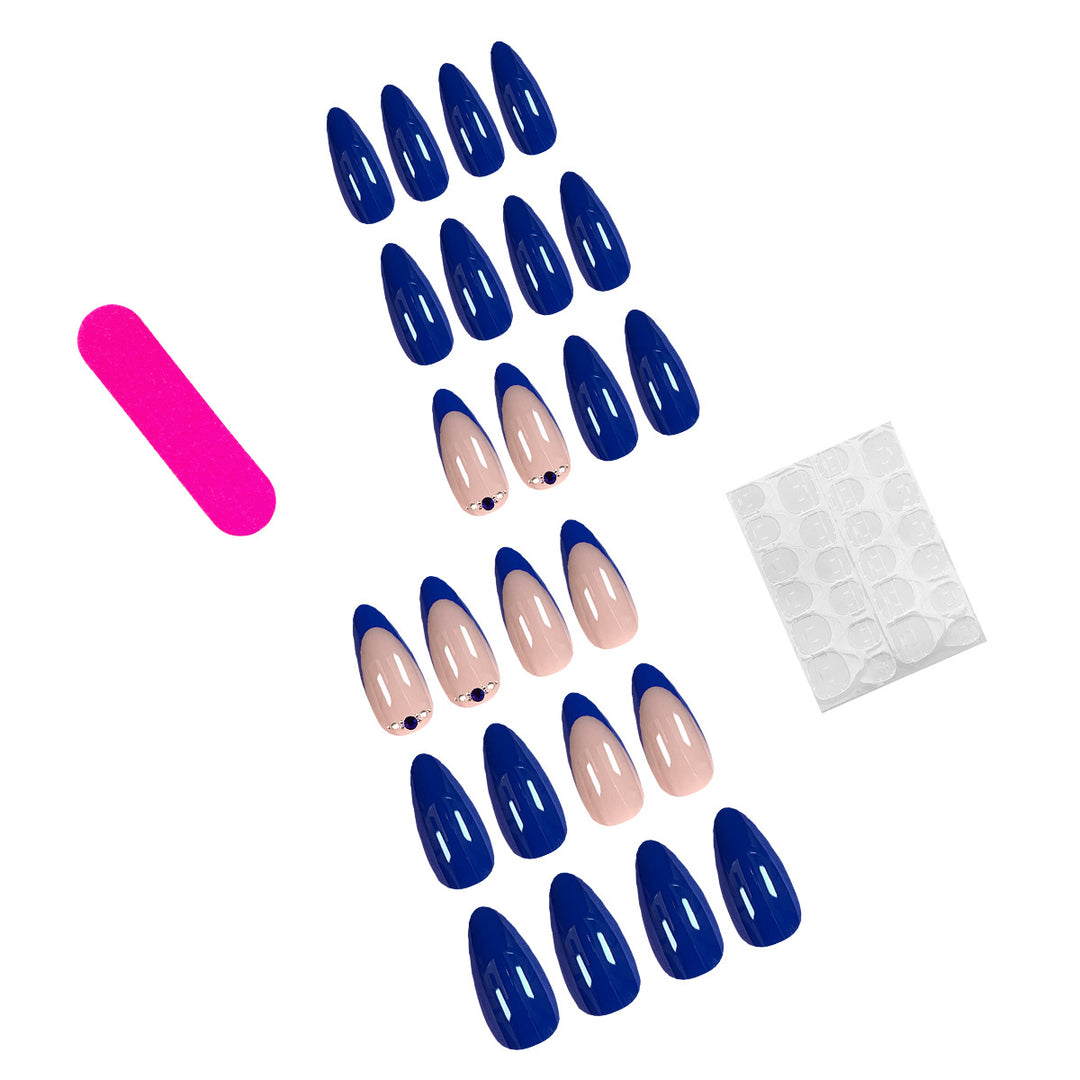 Elegantly designed artificial nails Stornfield