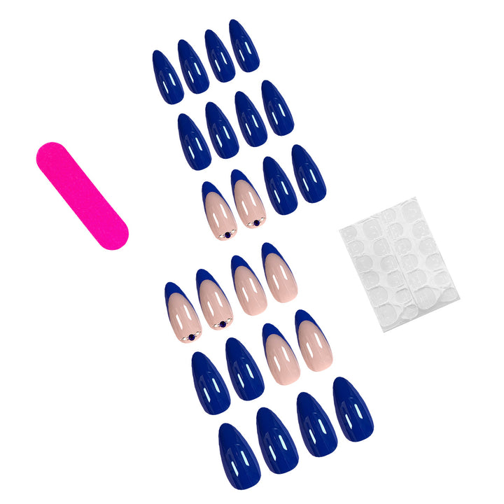 Elegantly designed artificial nails Stornfield