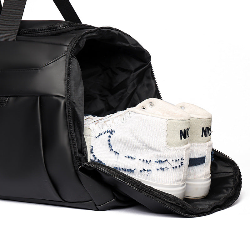 Men's Sporty Travel Bag with Water-Repellent Design Stornfield