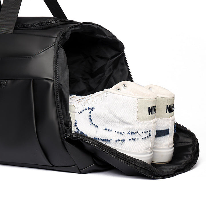 Men's Sporty Travel Bag with Water-Repellent Design Stornfield