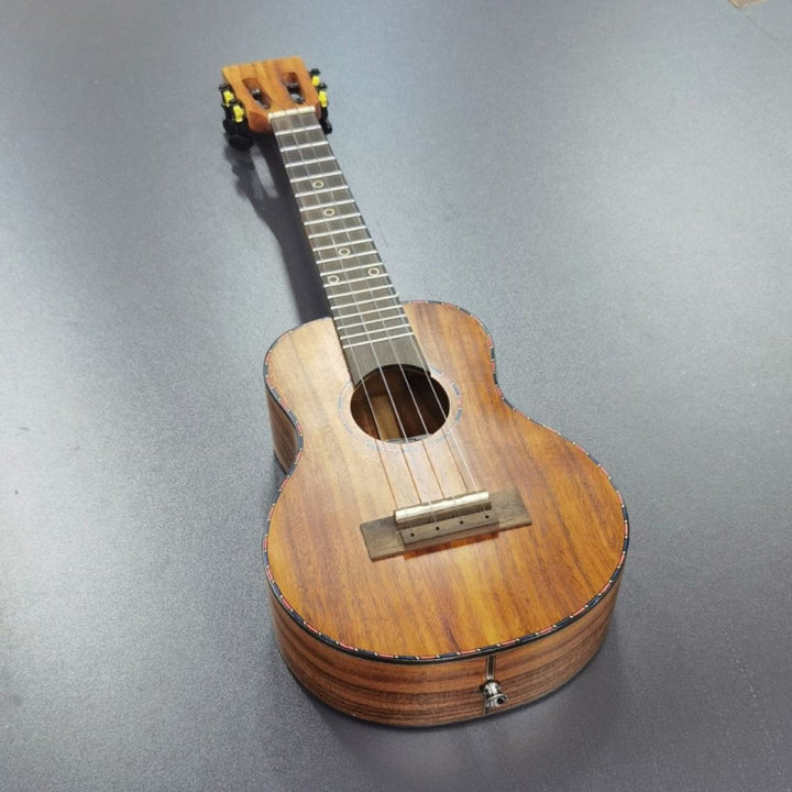Professional Solid Wood Ukulele Stornfield