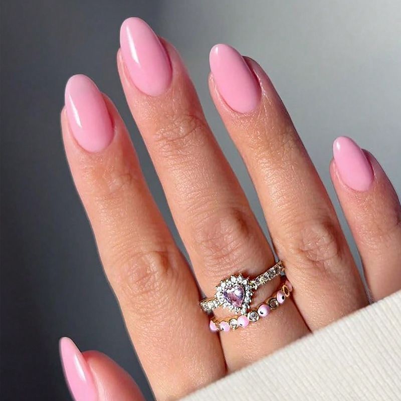Acrylic nail set with elegant and natural designs Stornfield