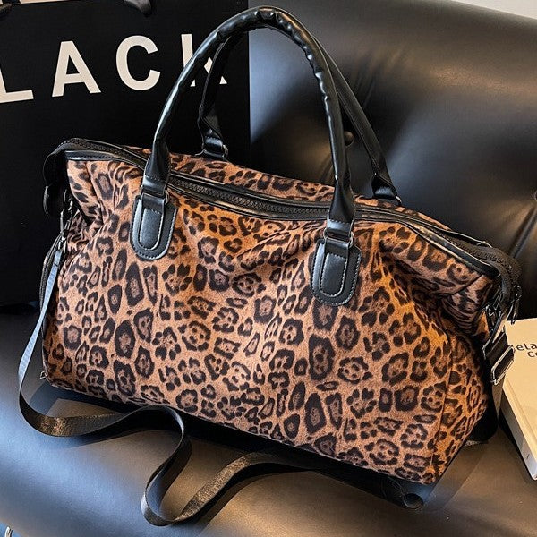 Stylish Carry-All Duffle Bag