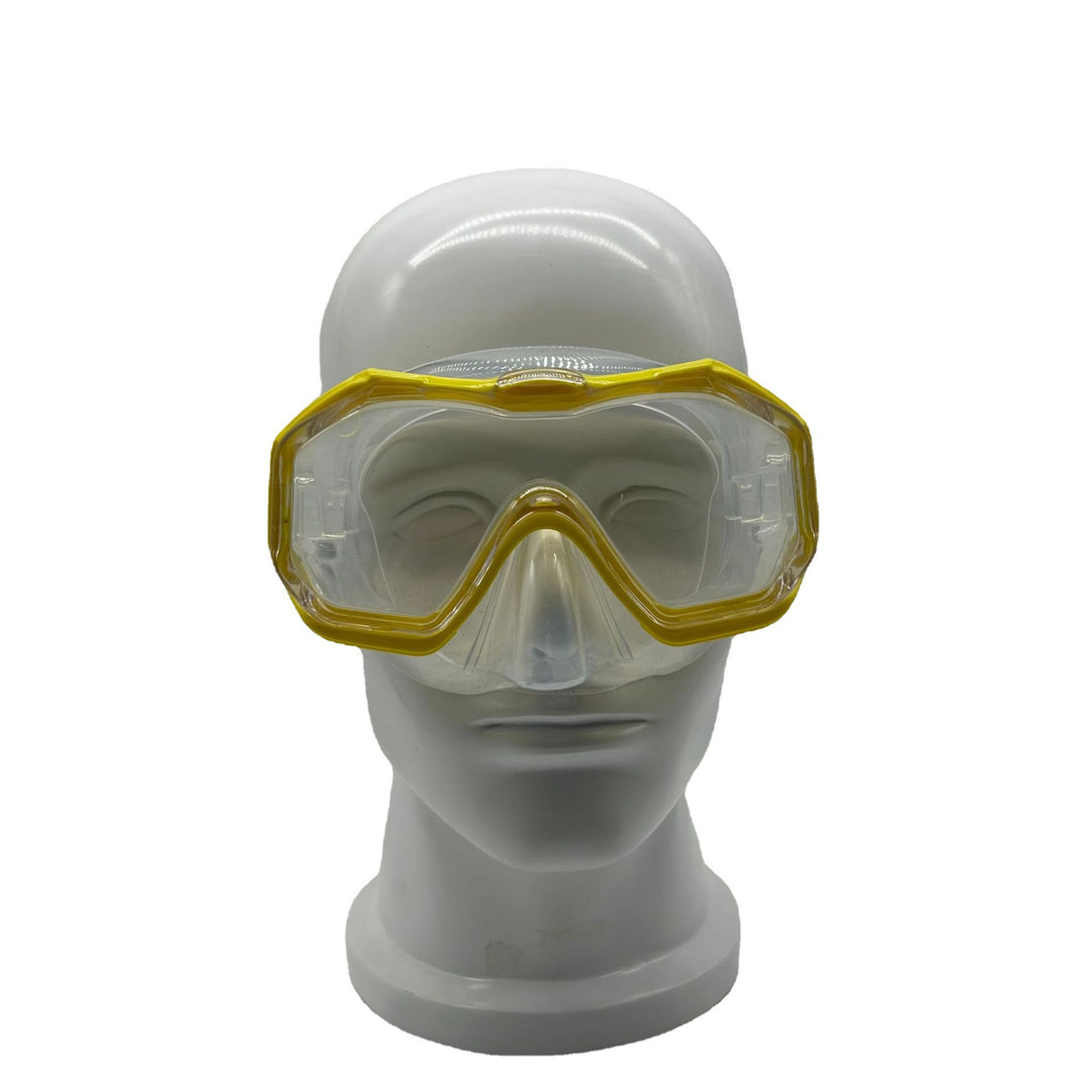 Diving mask with wide field of vision and anti-fog technology Stornfield