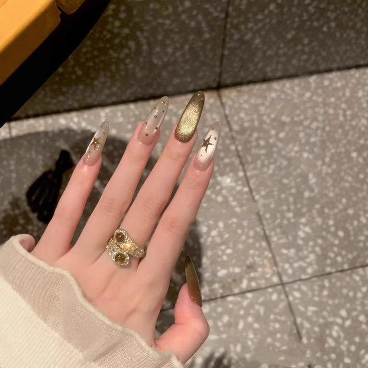 Glamorous Nail Design Set Stornfield