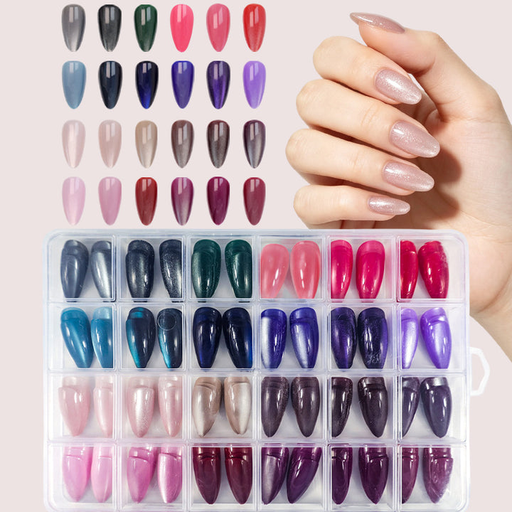 Artificial nail set with shimmering designs Stornfield