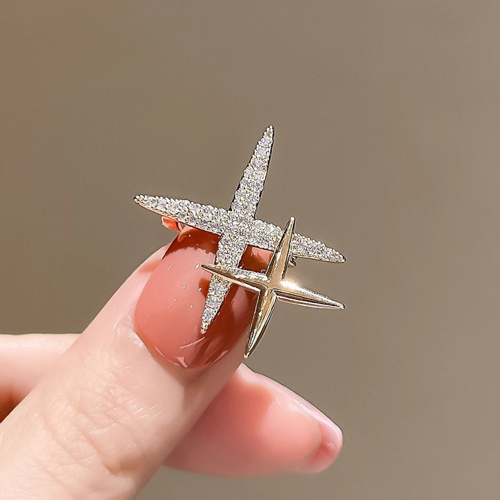 Glamorous brooch with sparkling rhinestones Stornfield